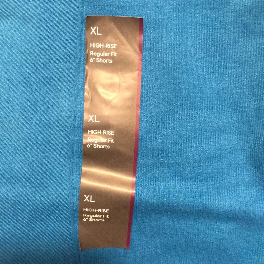 NEW‎ All In Motion Seamless High-Rise Rib Bike Shorts 6